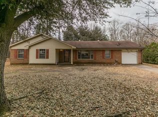 1164 Patrick Dr, Fayetteville, NC 28314