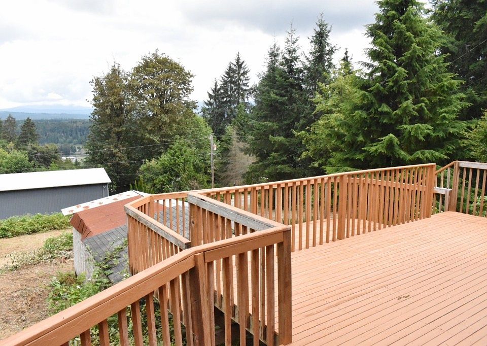 2nd image of 27128 175th St SE