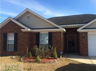 4 Hummer Ct, Savannah, GA 31405