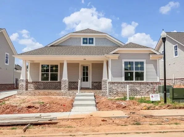 1004 Nuttall Oak Dr #272, Oxford, MS 38655