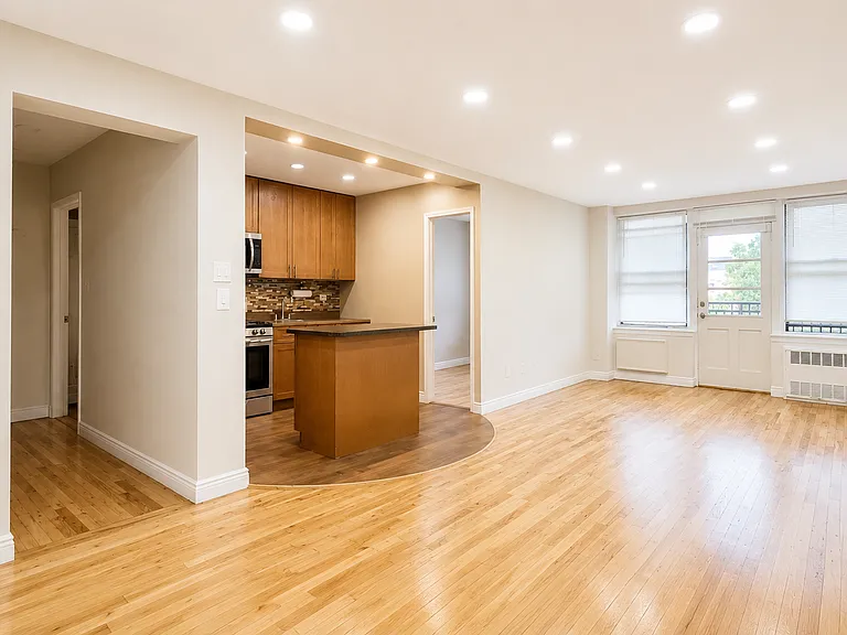 540 Ocean Pkwy #5 — Photo 1