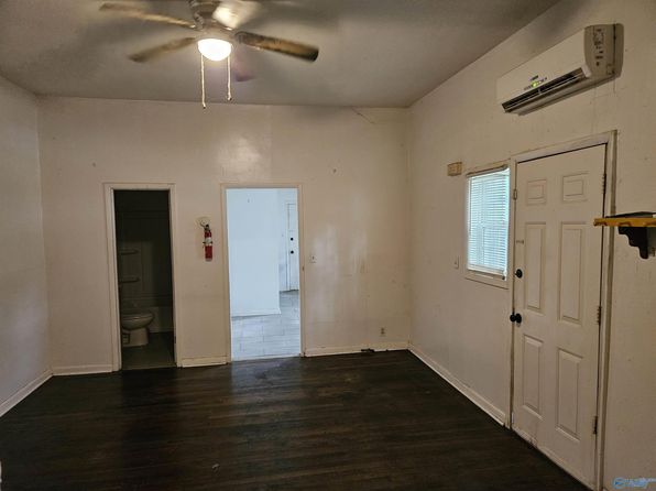 huntsville-alabama-92095811 picture