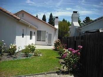 2nd image of 1973 Lindsay Dr