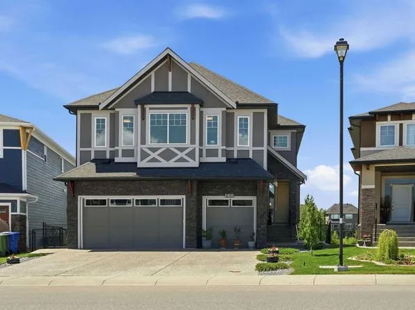 160 NE Kinniburgh Loop, Chestermere, AB T1X 0V1