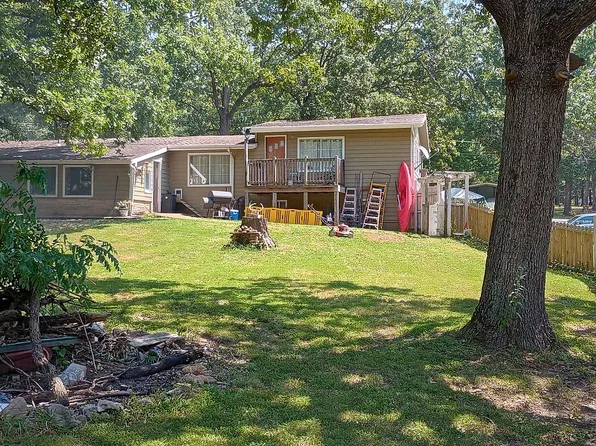 363 Panoramic Dr, Camdenton, MO 65020