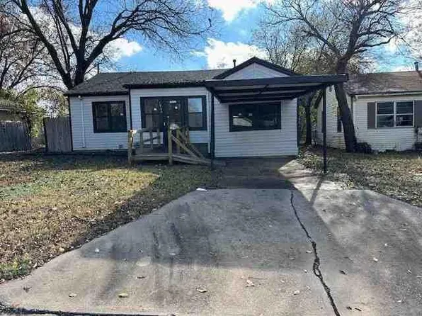 1906 NW Ozmun Ave, Lawton, OK 73507
