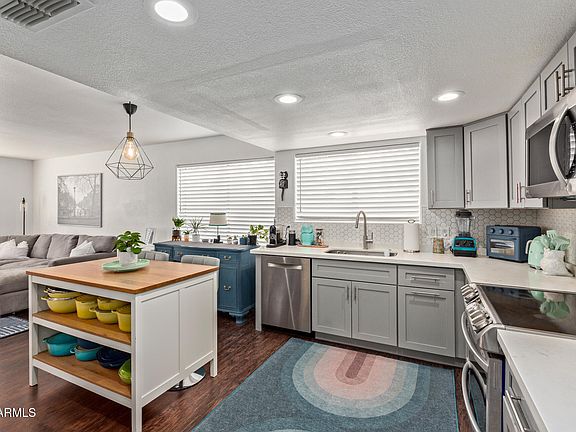 5th image of 3222 E CORTEZ Street