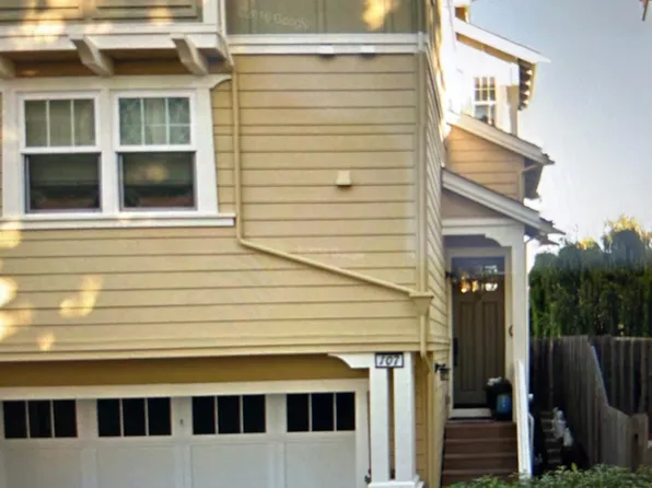 107 Bursar Ln, Santa Cruz, CA 95060