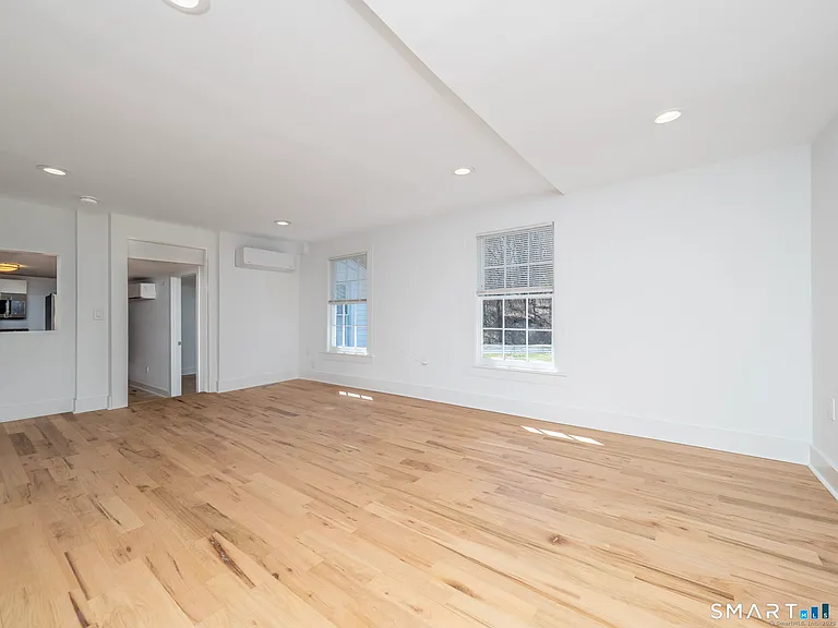 523 Danbury Rd #D — Photo 6