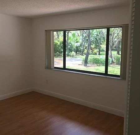 3rd image of 10101 Costa Del Sol Blvd