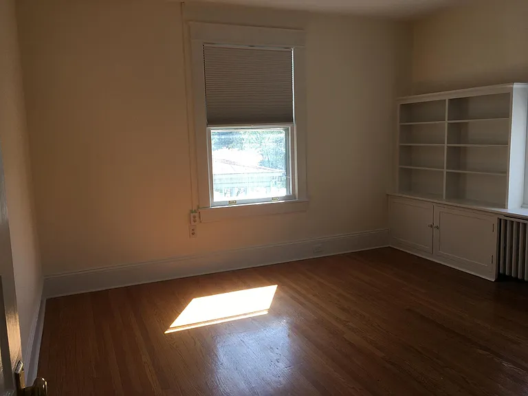 1336 Maple Ave SW #B — Photo 7
