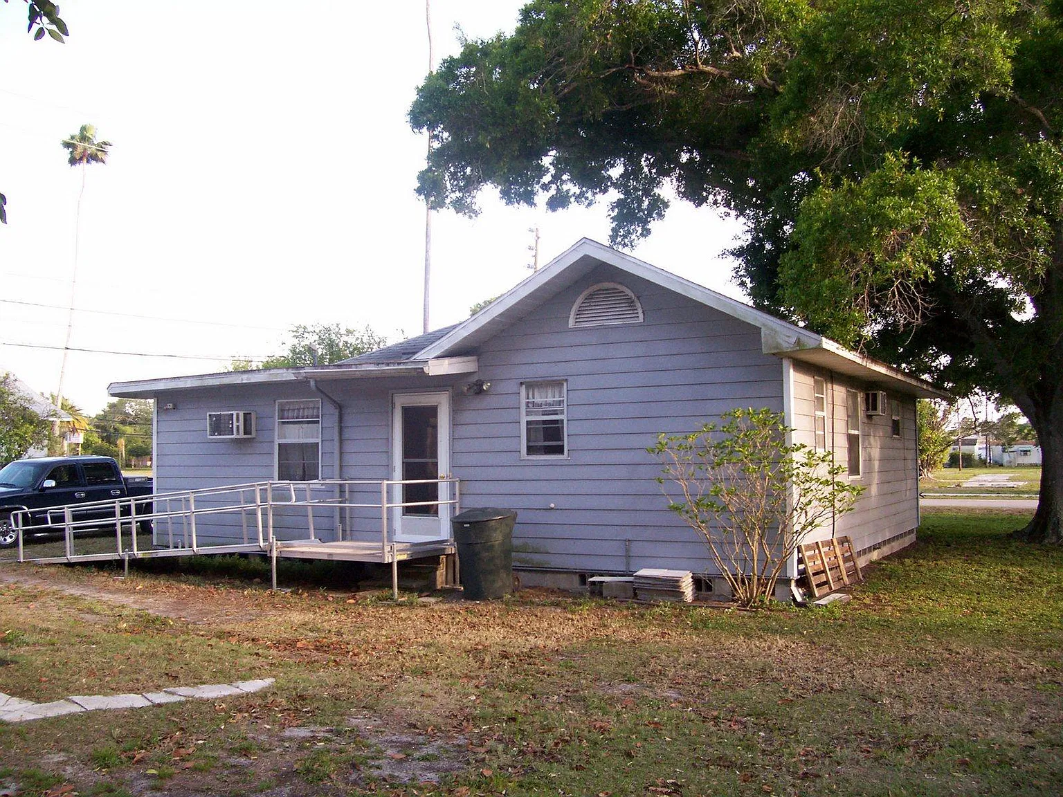 2 bed, 1200 sqft, $1,995 — Photo 3