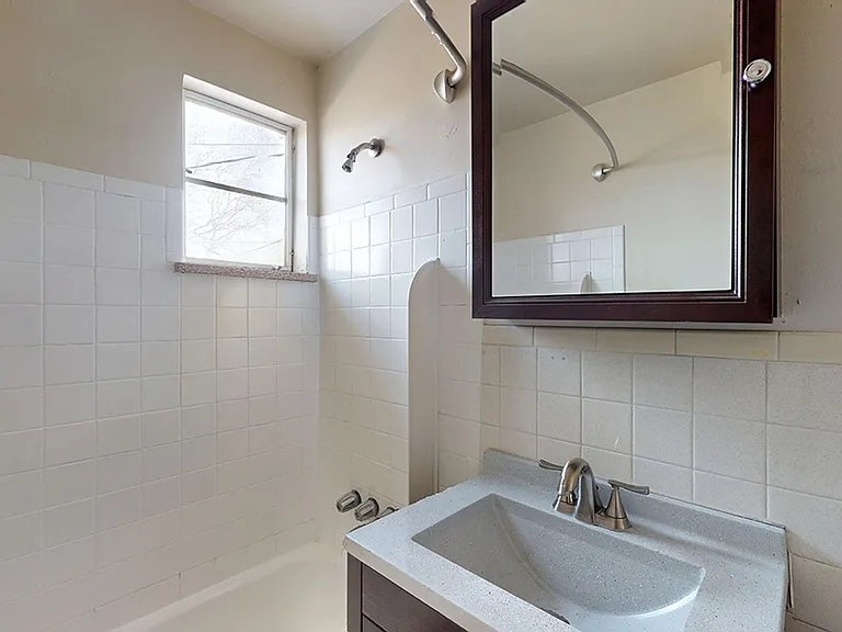 7400 W 10th Ave — Photo 9