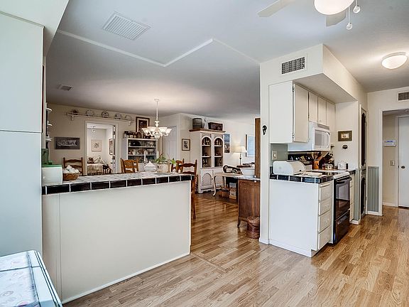 5th image of 10305 W Pine Springs Dr