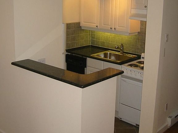 2nd image of 405 E 61st St APT 5C