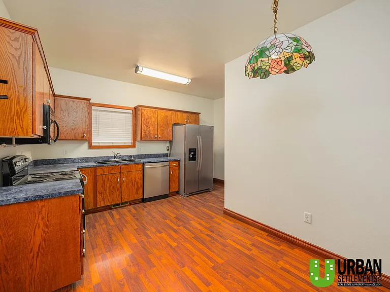 1511 W Gardner Ave — Photo 8