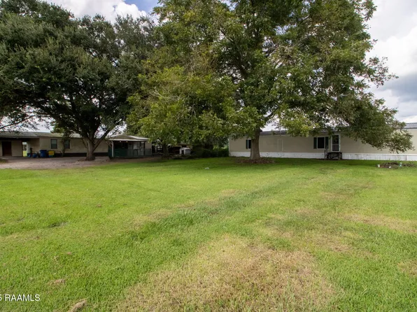 1171 Senior High Rd #B, Breaux Bridge, LA 70517