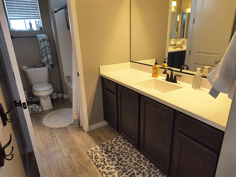 5801 S Fawn Ave — Photo 32