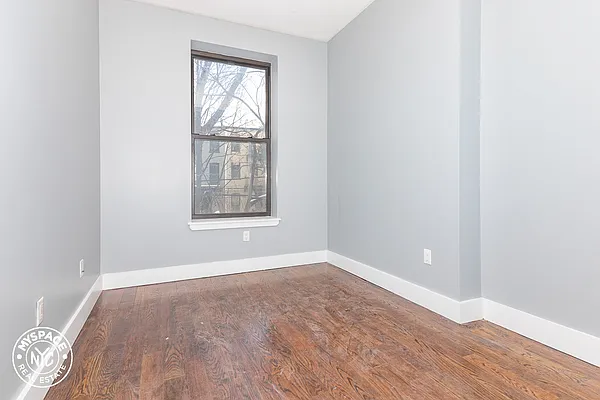 Rented by MySpaceNYC | media 11