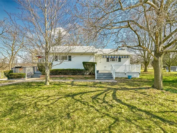 1567 Rochester St, Lima, NY 14485
