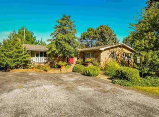 2222 E Seminole Dr, Vincennes, IN 47591