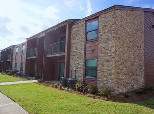 904 University Oaks Blvd APT 118, College Station, TX 77840