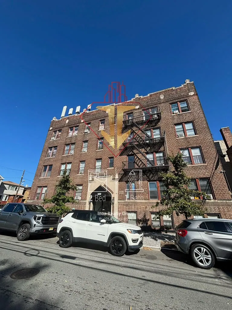 2 bed, $1,850 — Photo 1