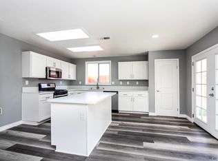 1814 Astor Ct, Lancaster, CA 93534