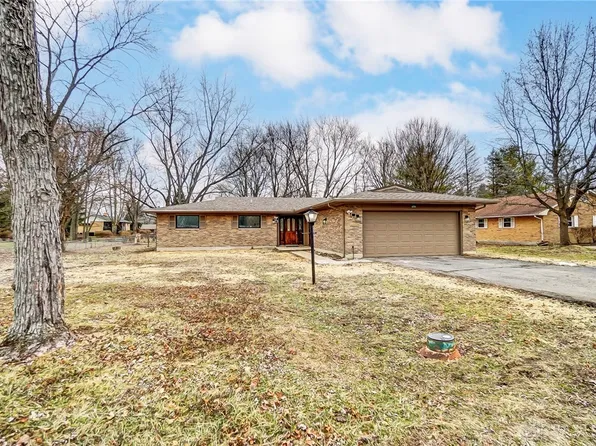 2052 N Fairfield Rd, Dayton, OH 45432