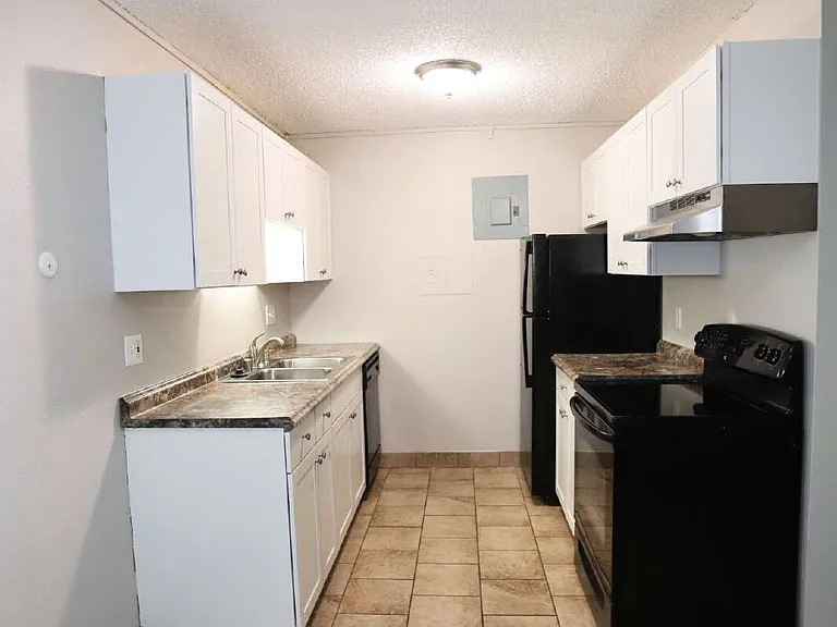 5042 El Camino Dr #91 — Photo 13