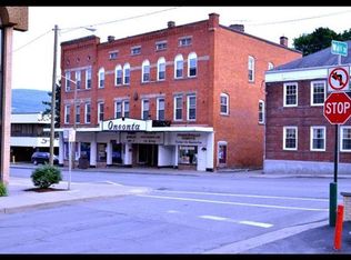 41 Chestnut St, Oneonta, NY 13820