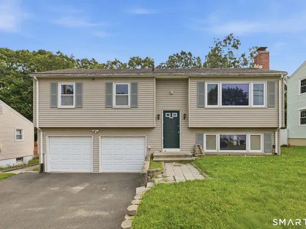 54 Horseshoe Drive, Waterbury, CT 06706