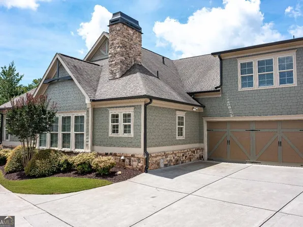 62 Cedarcrest Village Ct, Acworth, GA 30101