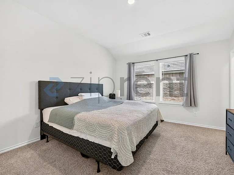 3923 Mountain Dr — Photo 18