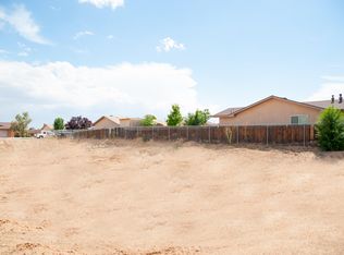 9020 Suncrest Ave SW, Albuquerque, NM 87121