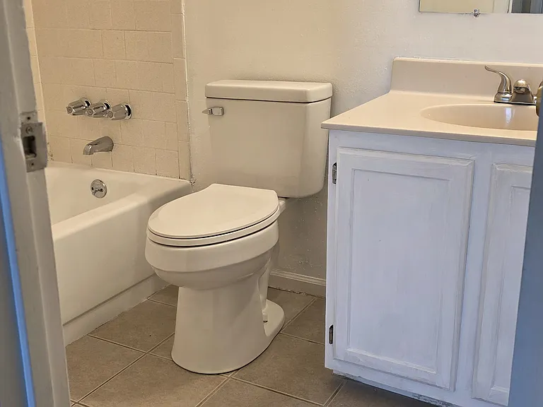 680 Cambria St NW — Photo 21