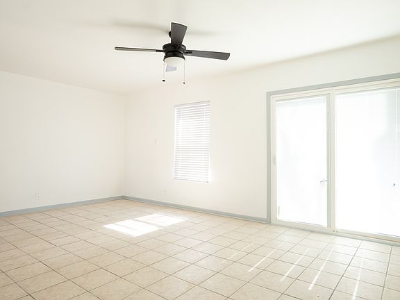 4th image of 618 Weizmann St
