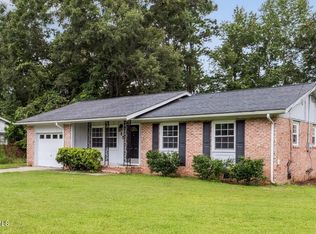 215 Sheffield Rd, Jacksonville, NC 28546