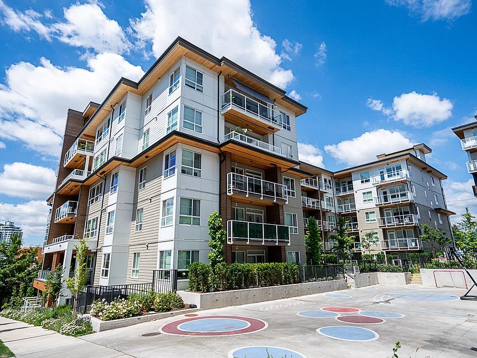 1st image of 723 Grover Ave #302