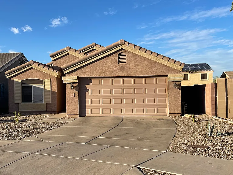 3230 W Pecan Rd — Photo 1