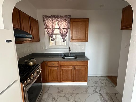3rd image of 8809 26th Ave #3