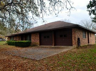 755 Farmers Rd, Brenham, TX 77833