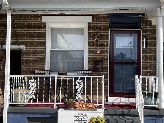 2nd image of 355 Hazel St