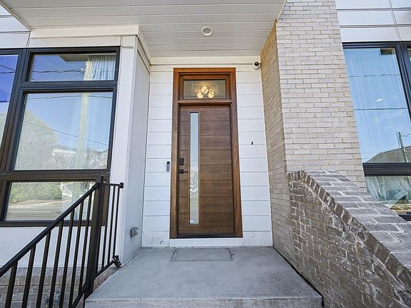 4th image of 528 N Roxboro St
