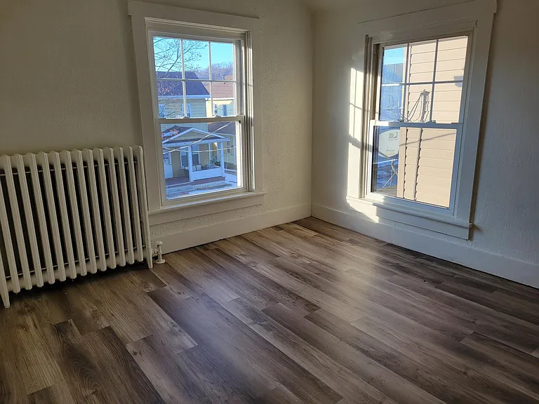 652 Coleman Ave — Photo 10