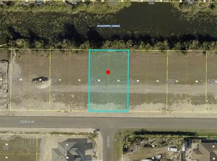 915 NE 23rd St, Cape Coral, FL 33909