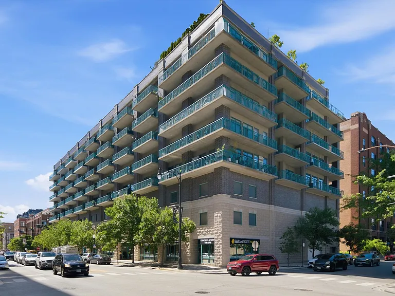 920 W Madison St #B4 — Photo 3