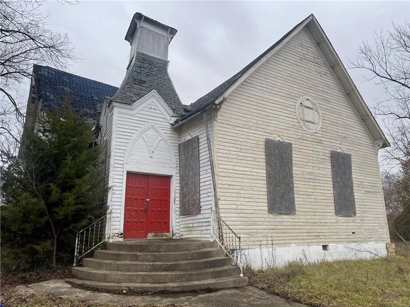 324 N Main St, Blairstown, MO 64726
