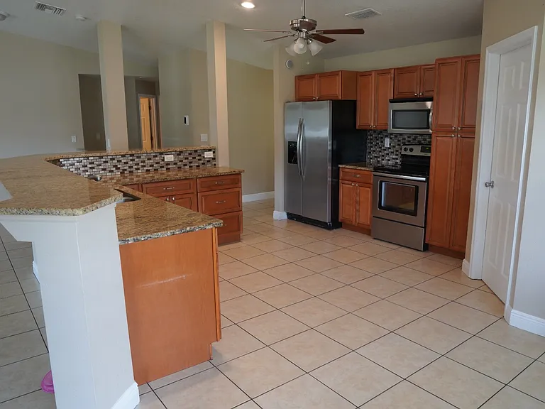 2808 Boulder Ct — Photo 3