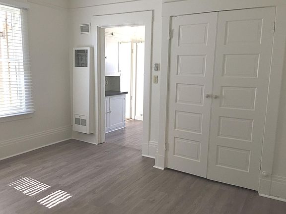 3rd image of 1315 Anacapa St APT 2